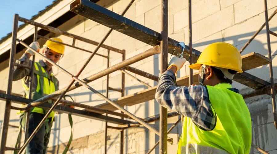 Professional fairlawn roofing services in Seaton, IL